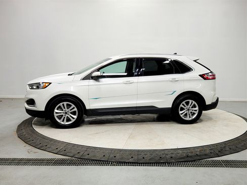 Used 2020 Ford Edge SEL w/ Convenience Package image 4