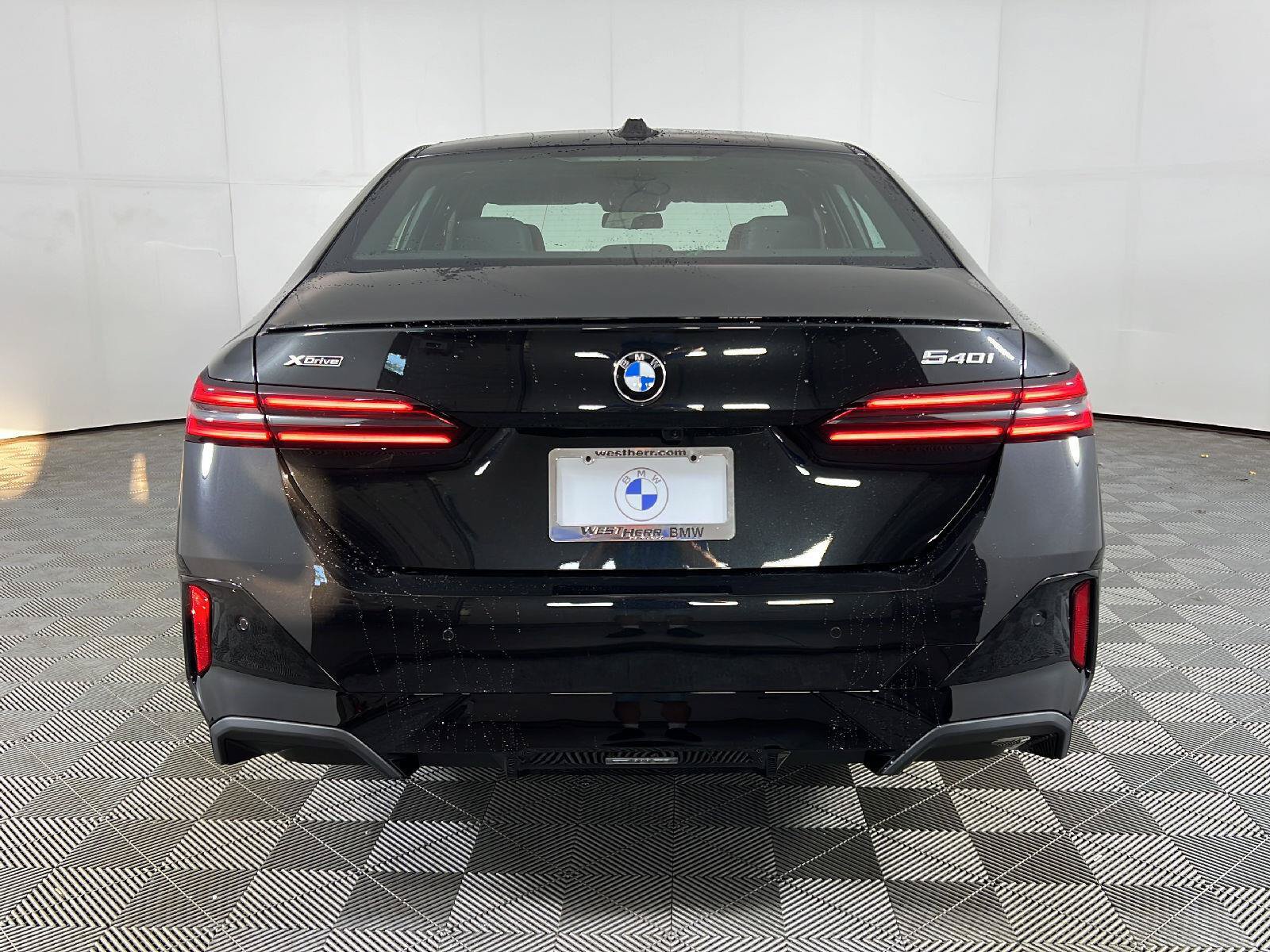 New 2027 BMW 540i xDrive w/ M Sport Package AWD/4WD image 16