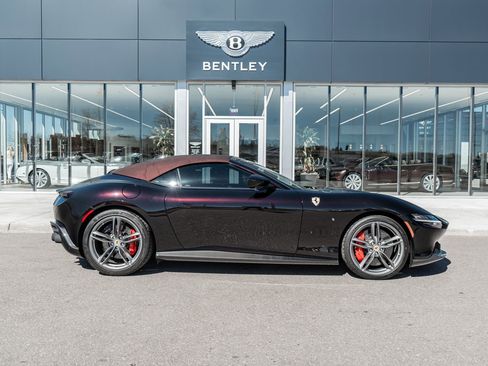 Used 2024 Ferrari Roma Spider image 14