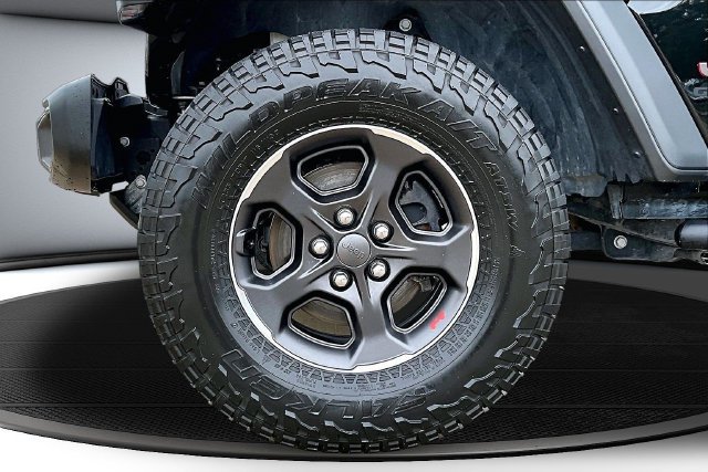 Used 2021 Jeep Gladiator Rubicon AWD/4WD image 35