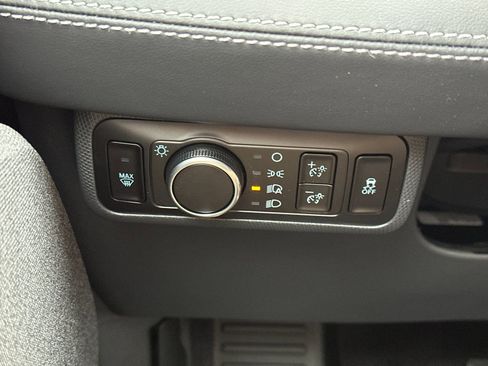 New 2025 Ford Mustang Mach-E Premium image 32