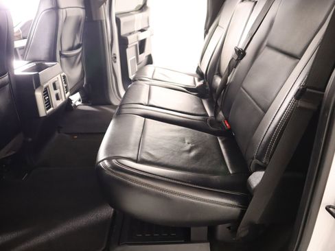 Used 2017 Ford F250 Lariat w/ Chrome Package image 12