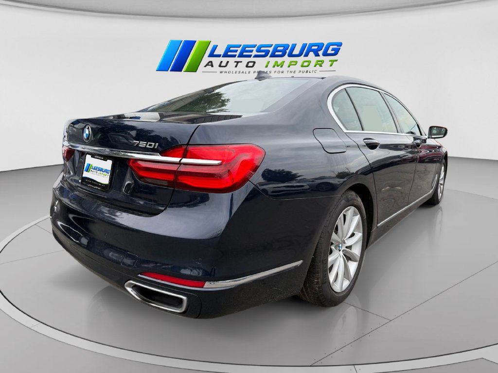 Used 2016 BMW 750i xDrive AWD/4WD image 3
