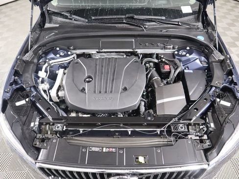 Used 2023 Volvo XC60 B5 Ultimate image 28