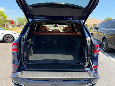 Used 2022 BMW X5 sDrive40i w/ M Sport Package RWD image 12
