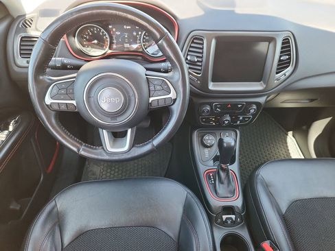 Used 2018 Jeep Compass Trailhawk w/ Safe & Security Group image 12