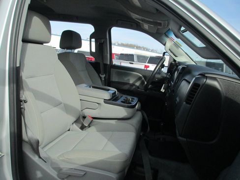 Used 2019 Chevrolet Silverado 2500 W/T w/ WT Convenience Package image 17