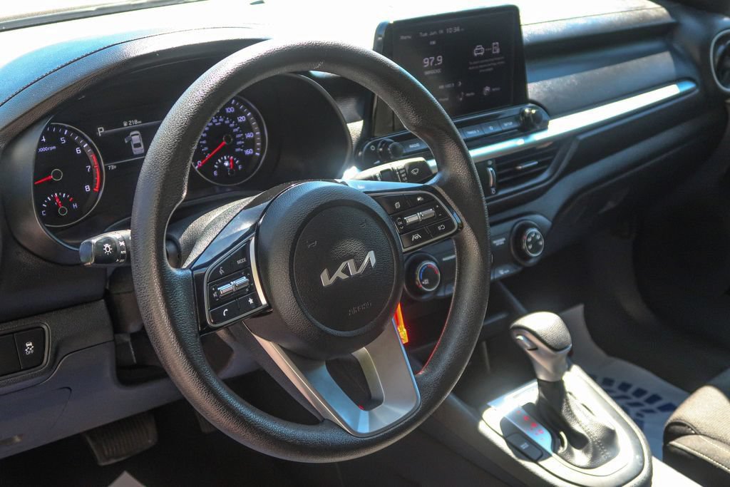 Used 2023 Kia Forte LXS FWD image 23