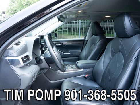 Used 2021 Toyota Highlander Platinum AWD/4WD image 11