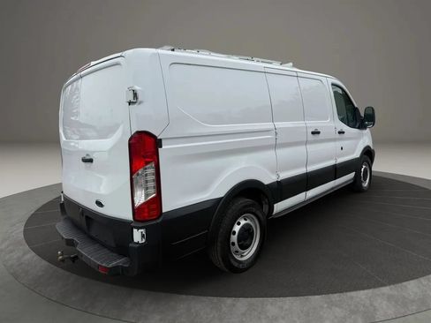 Used 2019 Ford Transit 150 130 Low Roof RWD image 5