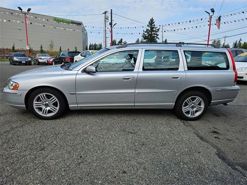Used 2006 Volvo V70 2.5T image 6