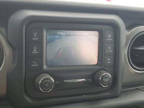 Used 2019 Jeep Wrangler Unlimited Sport image 20