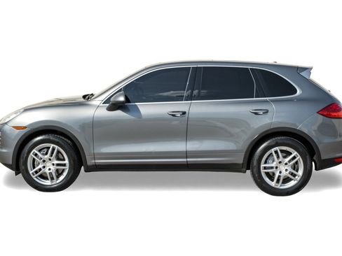 Used 2014 Porsche Cayenne image 11