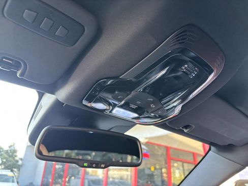 Used 2017 Alfa Romeo Giulia Quadrifoglio image 20