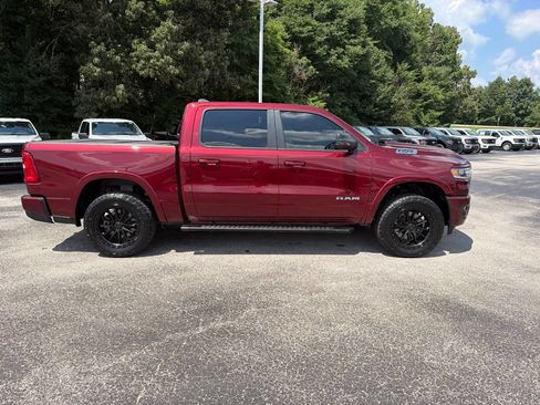 Used 2025 RAM 1500 Big Horn AWD/4WD image 2