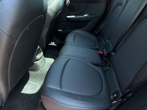 Used 2024 MINI Cooper Countryman FWD image 19