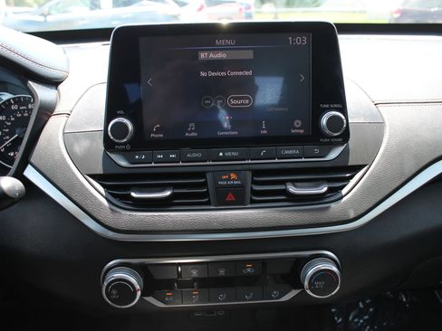 Used 2022 Nissan Altima 2.5 SR FWD image 29