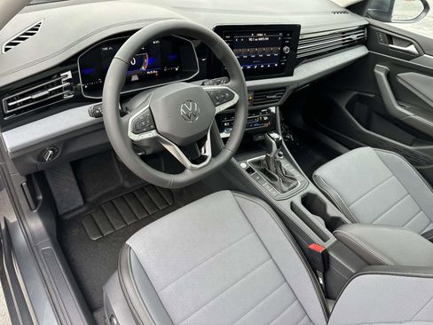 New 2026 Volkswagen Jetta SE image 10