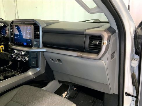 Used 2025 Ford F150 XLT w/ Equipment Group 301A Standard AWD/4WD image 16