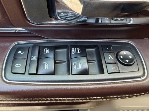 Used 2017 RAM 3500 Laramie Longhorn image 15