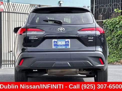 Used 2024 Toyota Corolla Cross XLE w/ Convenience Package AWD/4WD image 5