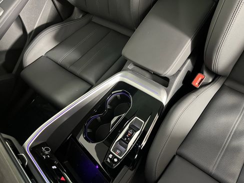 Used 2025 Audi Q5 Prestige image 16