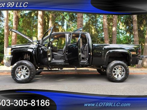 Used 2007 Chevrolet Silverado 2500 LTZ w/ Suspension Package, Off-Road AWD/4WD image 30