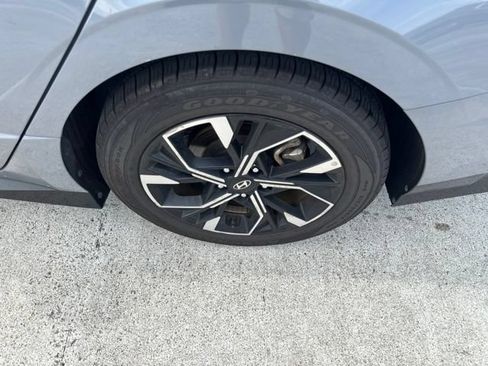 Used 2024 Hyundai Sonata SEL FWD image 19