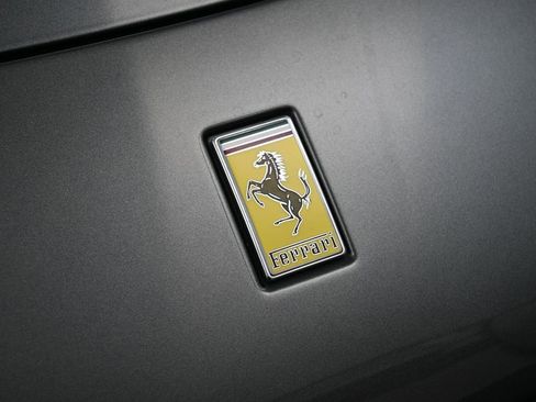Used 2022 Ferrari Roma image 13