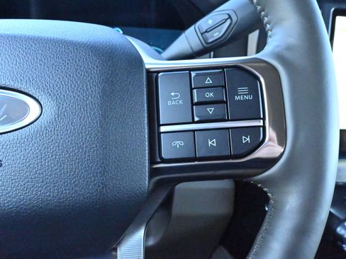 Used 2026 Ford F450 Platinum w/ Platinum Plus Package image 32