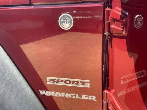 Used 2010 Jeep Wrangler Sport AWD/4WD image 32