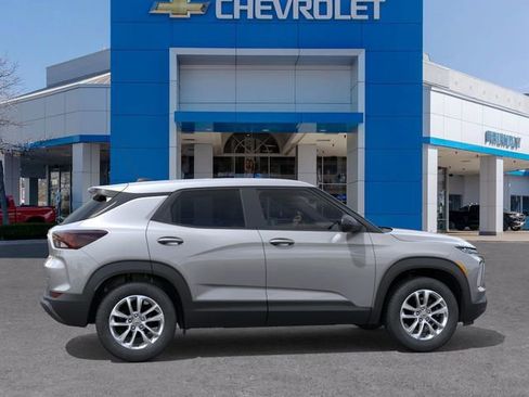 New 2026 Chevrolet TrailBlazer LS image 5