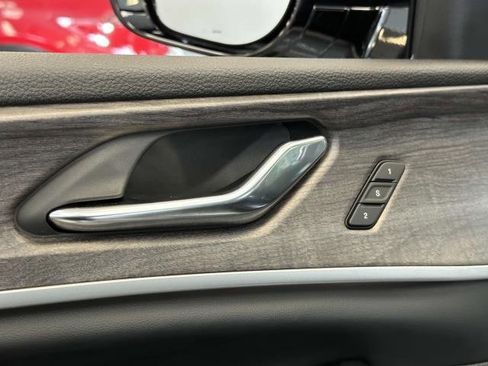 Used 2024 Jeep Grand Cherokee Limited 4xe image 14