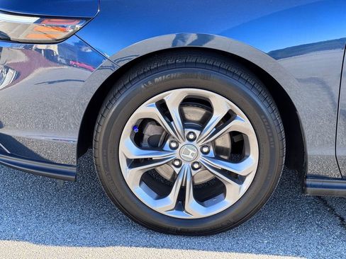 Used 2024 Honda Accord EX image 35