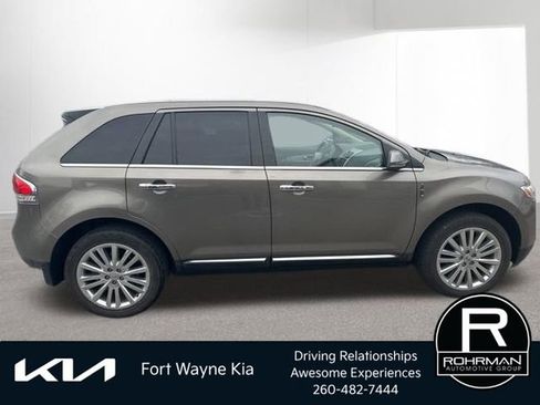 Used 2012 Lincoln MKX AWD image 6