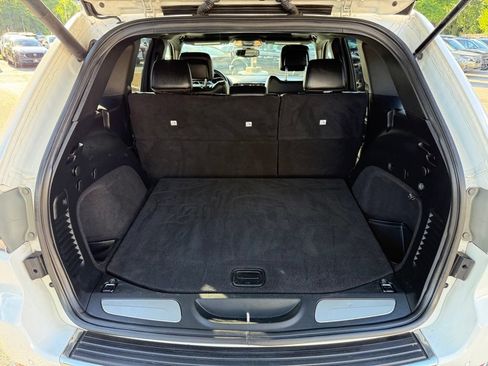 Used 2018 Jeep Grand Cherokee Limited AWD/4WD image 26