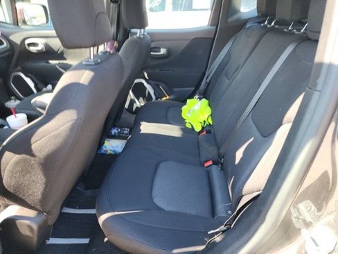 Used 2019 Jeep Renegade Sport AWD/4WD image 29