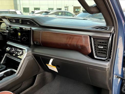 Used 2026 GMC Sierra 1500 Denali Ultimate image 18