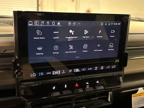 New 2026 GMC Hummer EV SUV image 39