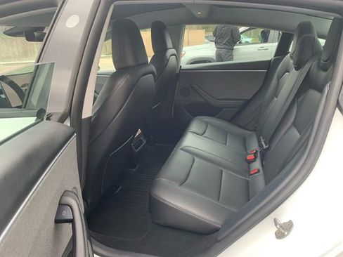 Used 2025 Tesla Model 3 Long Range RWD image 14