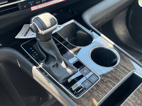 New 2026 Toyota Sienna Platinum AWD/4WD image 27