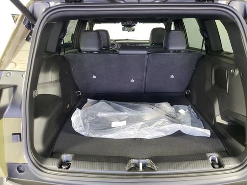 New 2026 Jeep Cherokee Overland w/ Advanced Pro Tech Group AWD/4WD image 33