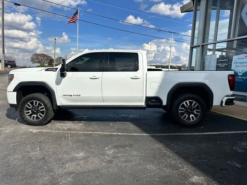 Used 2021 GMC Sierra 2500 AT4 w/ AT4 Premium Plus Package image 9