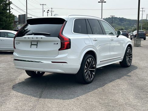 New 2026 Volvo XC90 B6 Ultra image 3