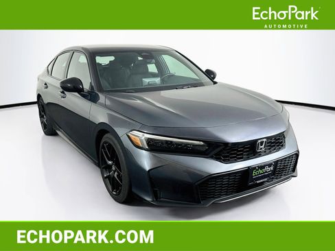 Used 2025 Honda Civic Sport image 1