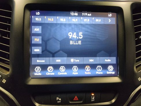 Used 2021 Jeep Cherokee Latitude Lux 80th Anniv w/ Quick Order Package 26U 80TH image 25