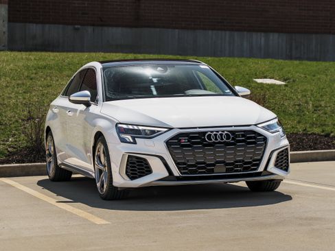 Used 2023 Audi S3 Premium w/ Convenience Package image 2