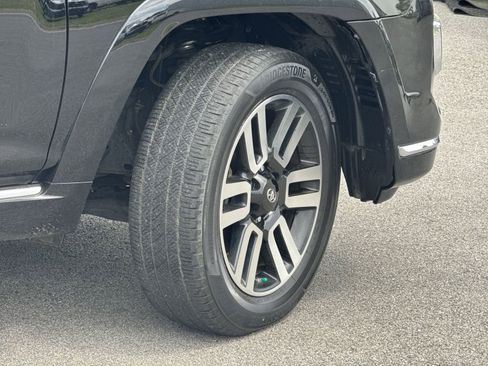 Used 2021 Toyota 4Runner Limited image 12