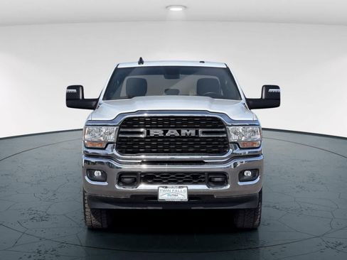 Used 2024 RAM 3500 Big Horn image 10