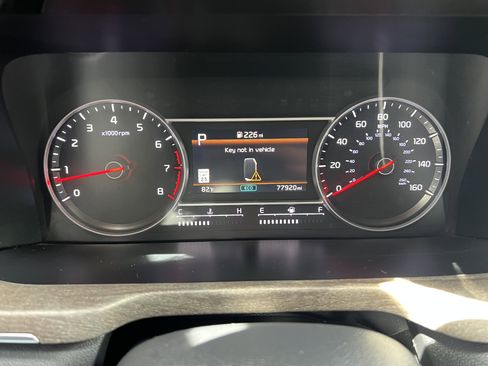 Used 2022 Kia Sorento S image 29